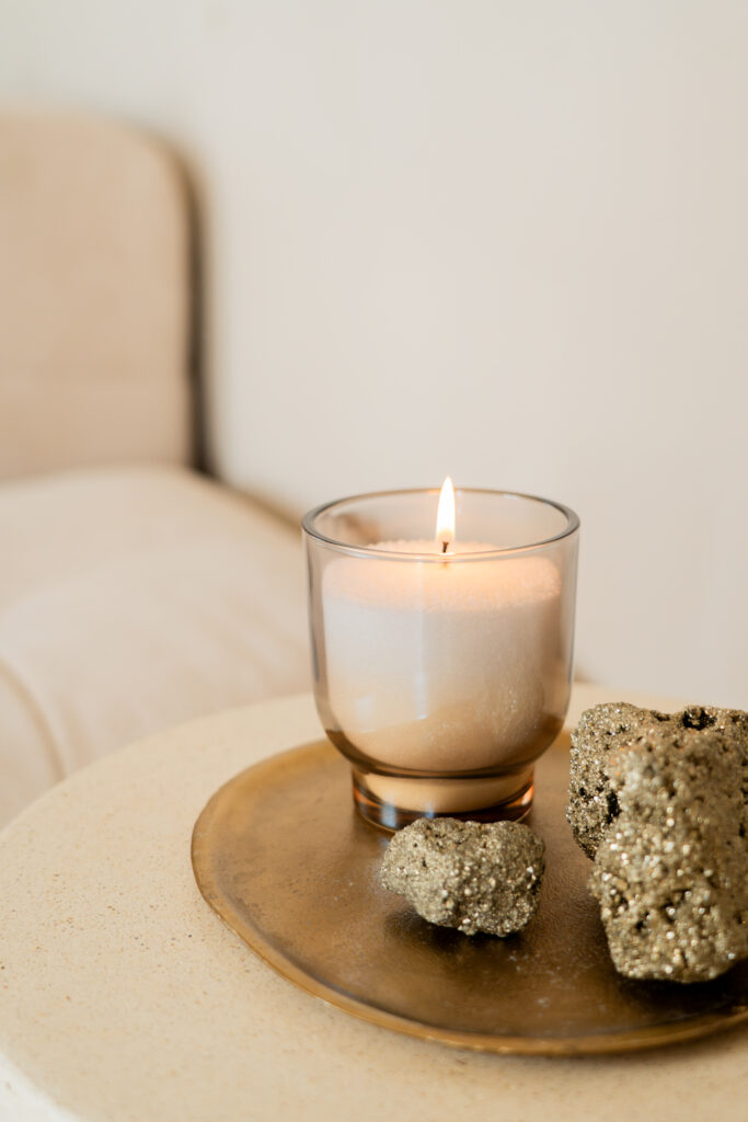 Elegance of Light - Powder Candle - Ventidue Studios - Denzel van Engel